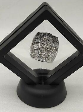 PE透明薄膜悬浮真空首饰盒