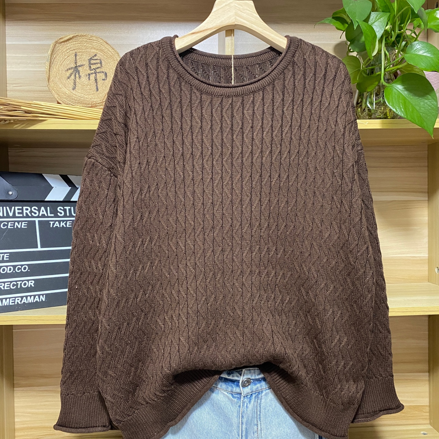 秋冬新款女装落肩长袖圆领加厚纯色上衣宽松套头时尚大码针织衫女 - 图3