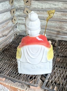 陶瓷高度色釉泰山奶奶，泰山老母，神像
