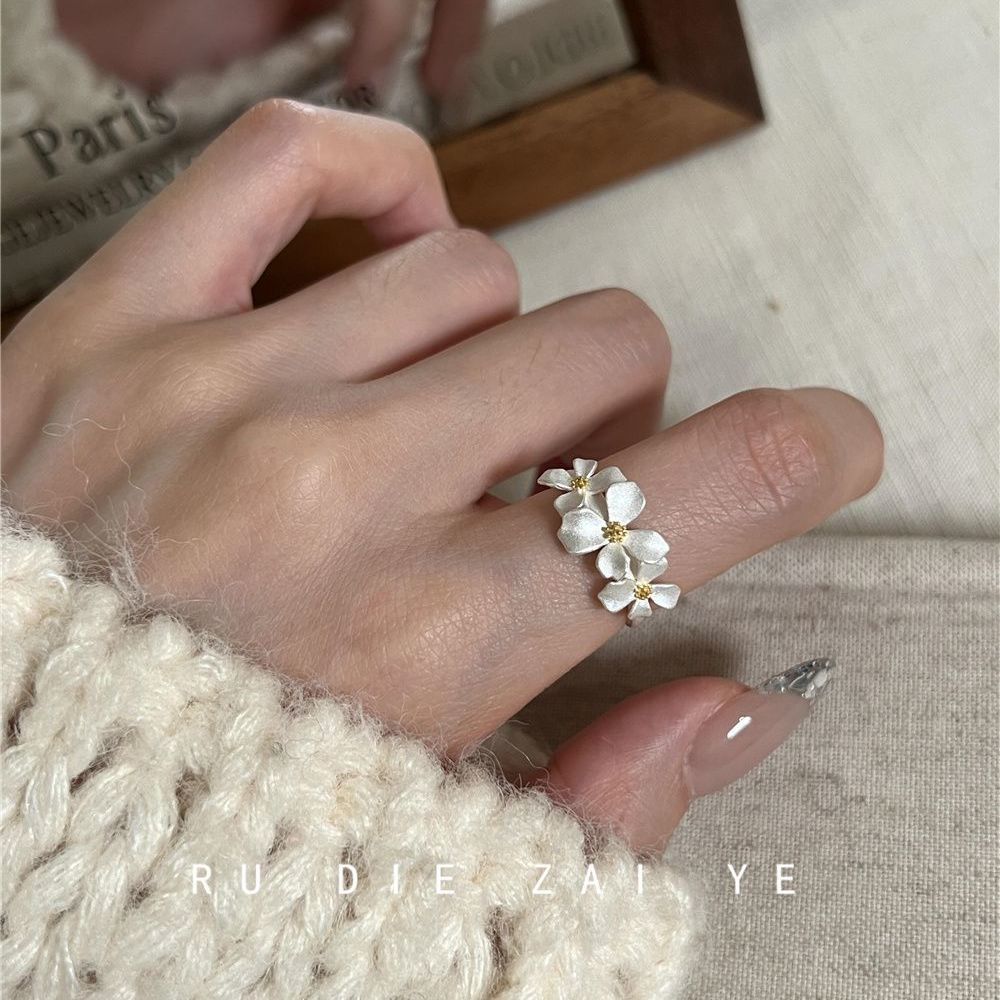 Kuning fragrant gardenia~cool gardenia ring matte retro temperament small fresh open ring