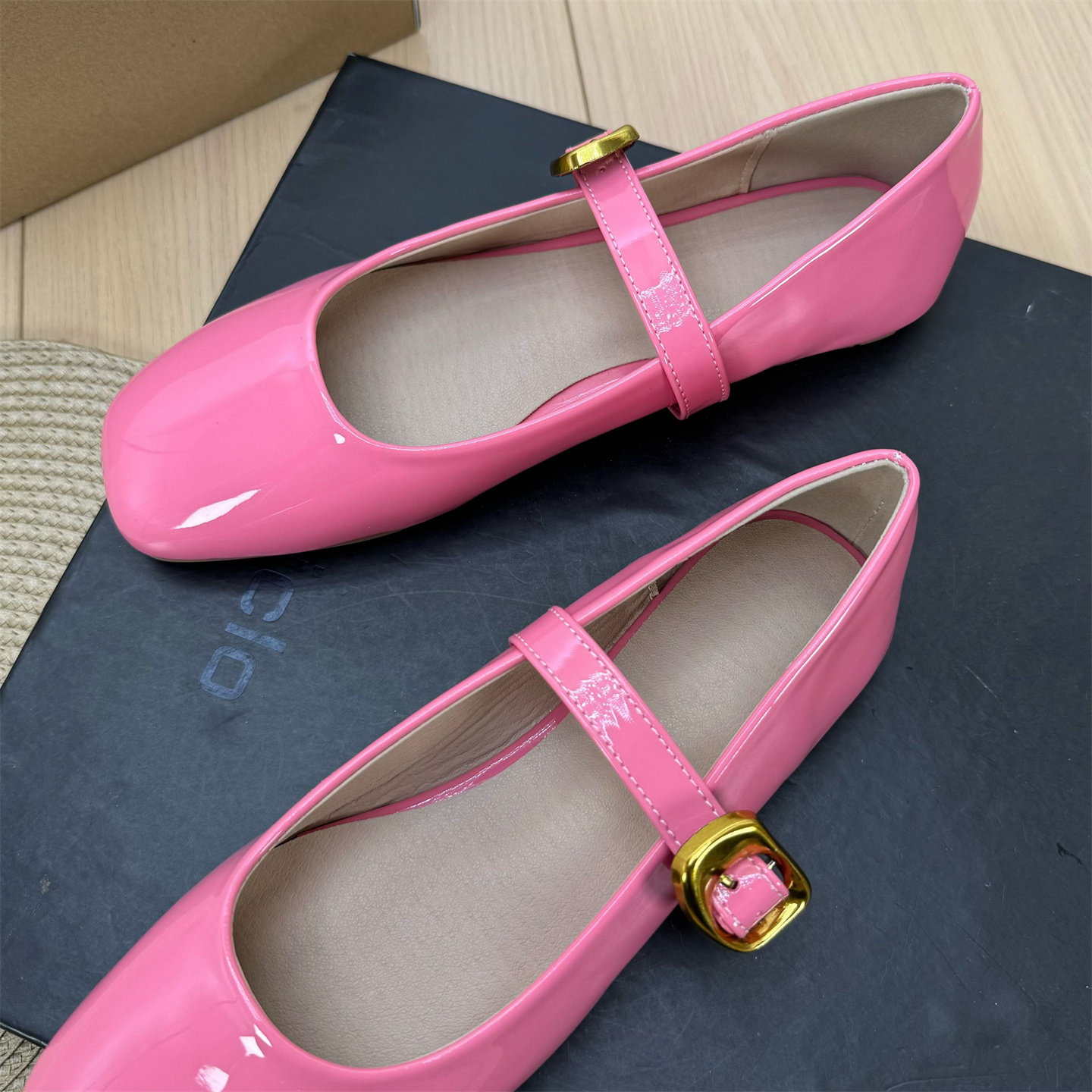 2026春季新款法式复古玛丽珍鞋平底鞋女方头浅口配裙子一字带单鞋,淘宝优惠券,粉丝福利购,淘宝优惠卷