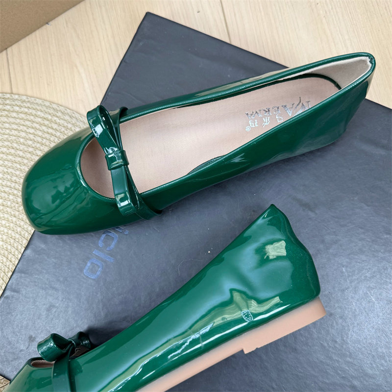 漆皮法式单鞋女平底方头2026新款复古配裙子蝴蝶结晚晚鞋玛丽珍鞋,淘宝优惠券,粉丝福利购,淘宝优惠卷