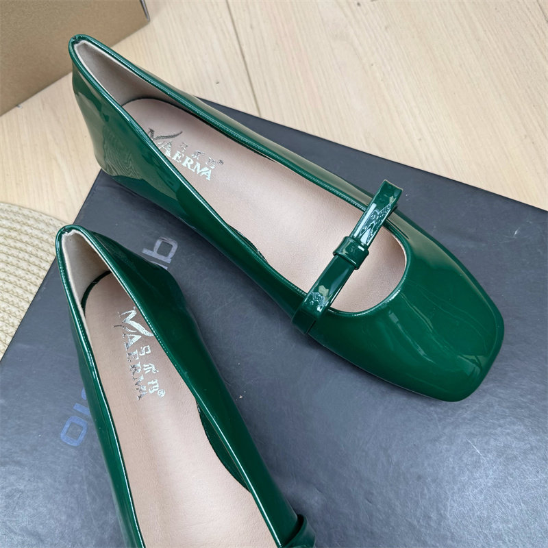 漆皮法式单鞋女平底方头2026新款复古配裙子蝴蝶结晚晚鞋玛丽珍鞋,淘宝优惠券,粉丝福利购,淘宝优惠卷