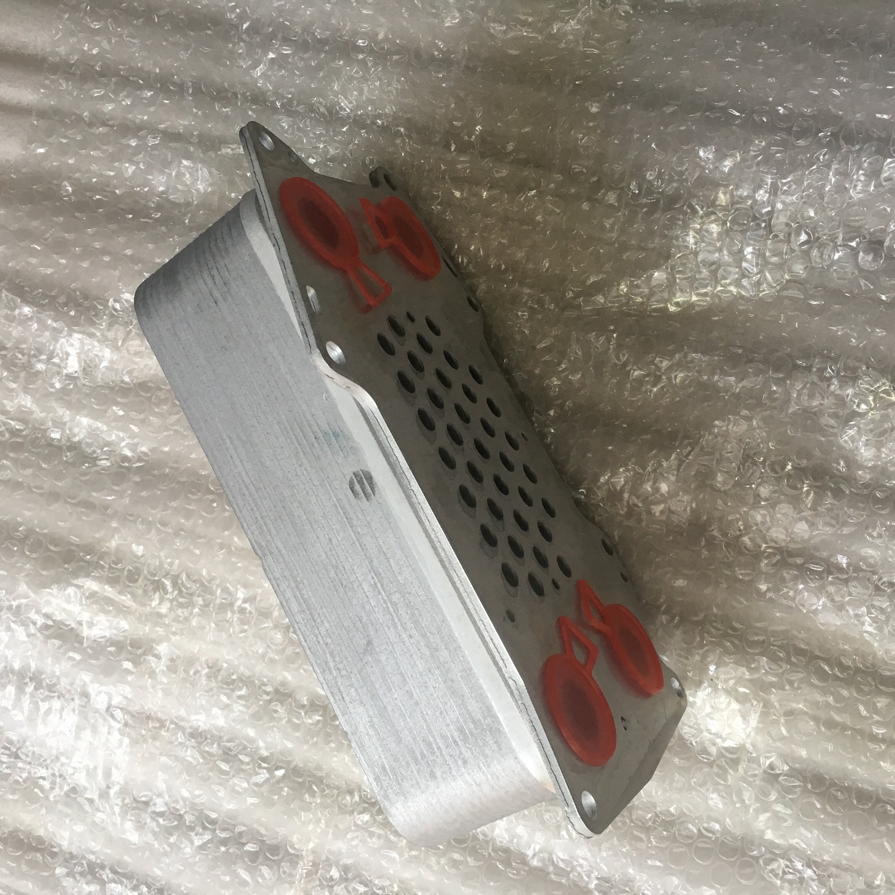 沃尔沃挖机配件ec350 300 250dl d8k原厂机油散热器芯 21793158