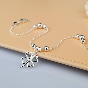 S925 sterling silver hollow four-leaf clover anklet women's simple and versatile ankle chain chain chain fashion students ຍີ່ປຸ່ນ ແລະເກົາຫຼີ ເຄື່ອງປະດັບນັກຮຽນ