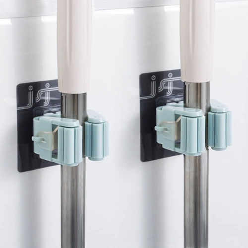 Два установки швабля швабры.