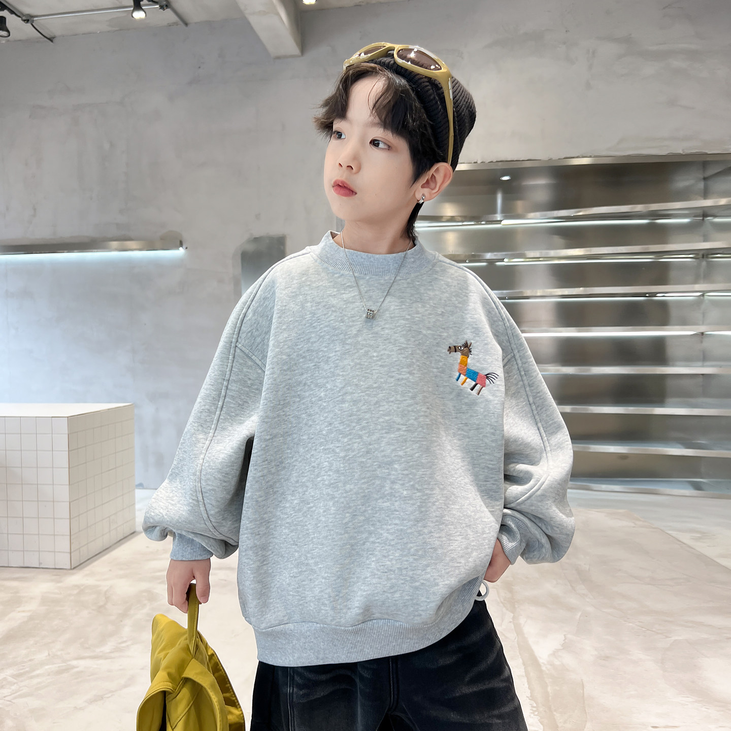 男童冬季韩范加绒宽松半高领卫衣2025新款青少年儿童加厚保暖上衣,淘宝优惠券,粉丝福利购,淘宝优惠卷