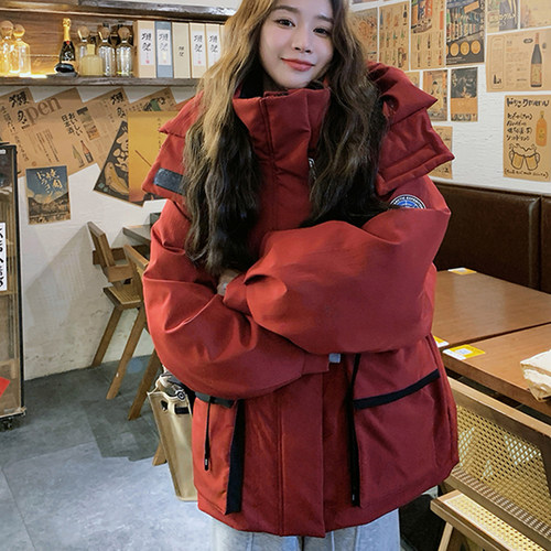 大码女装胖mm红色加厚连帽工装棉服女宽松保暖外套高级感冬季棉袄 - 图0