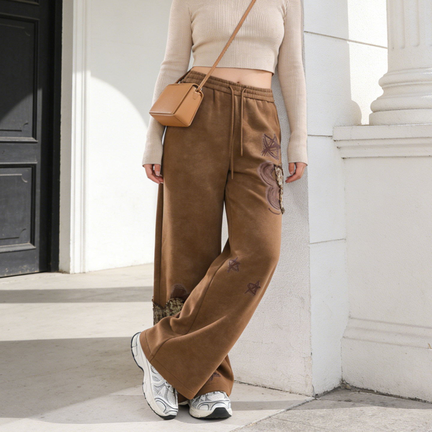 大码胖mm美式复古刺绣阔腿卫裤女冬季加绒加厚高腰保暖宽松休闲裤,淘宝优惠券,粉丝福利购,淘宝优惠卷