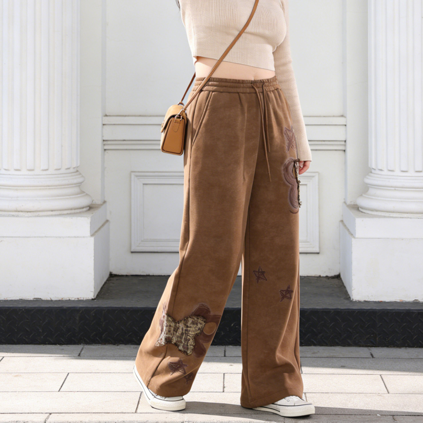 大码胖mm美式复古刺绣阔腿卫裤女冬季加绒加厚高腰保暖宽松休闲裤,淘宝优惠券,粉丝福利购,淘宝优惠卷