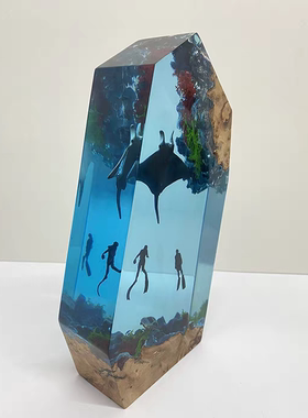 树脂海底世界景观溶洞魔鬼鱼潜水员珊瑚摆件小夜灯中秋节生日送礼