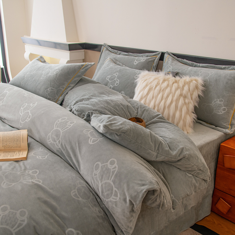 纪希尔顿冰岛绒四件套