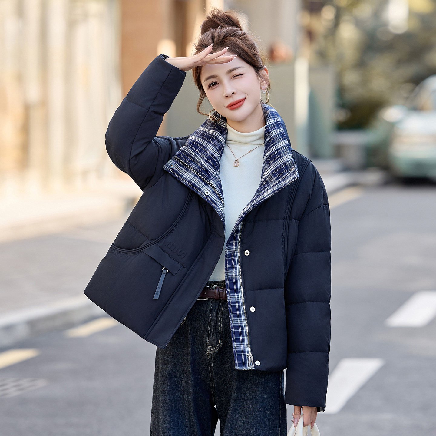 小个子撞色立领短款羽绒服女2025冬季新款时尚格子加厚白鸭绒外套,淘宝优惠券,粉丝福利购,淘宝优惠卷