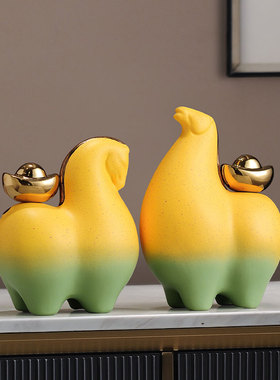 新中式马上有钱摆件客厅玄关装饰陶瓷复古唐马工艺品乔迁开业礼物