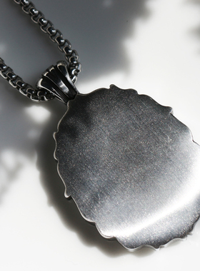 泰国佛牌链钛钢关公毛主席吊坠