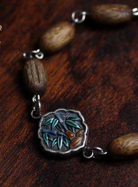 禅木匠【春日宴】天然海南莺歌绿奇楠随形沉香手串蜜蜡老料银手链