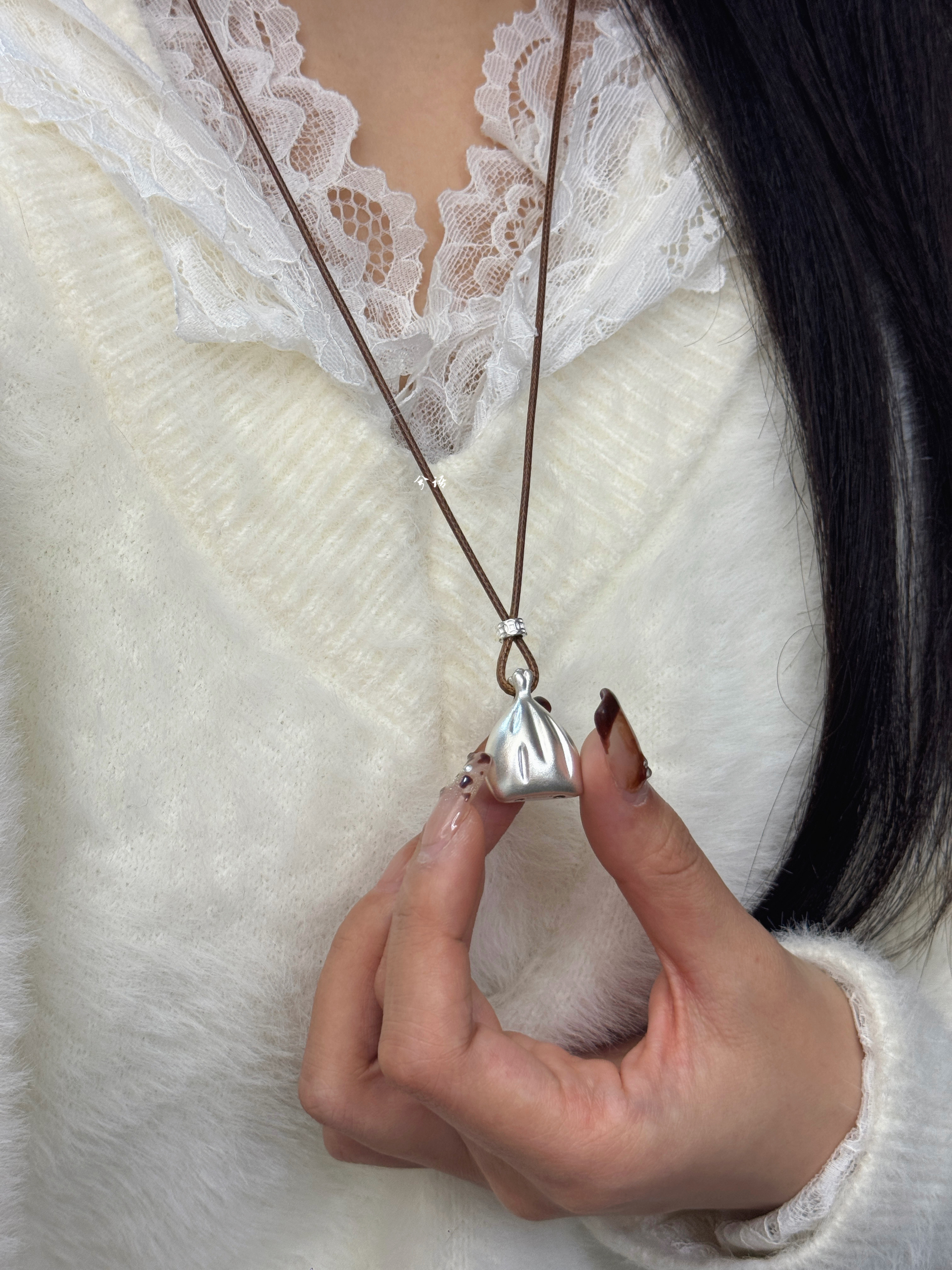 兮语「钱袋」足银999.9吊坠女纯银福袋挂坠新中式国风礼物,淘宝优惠券,粉丝福利购,淘宝优惠卷