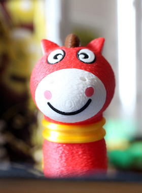 鼻子可旋转动哭哭马笑笑马招财马