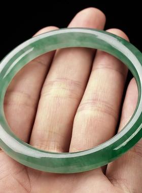 翡翠玉石细圆条贵妃手镯飘花浅绿阳绿冰种女款天山翠玉手镯送人