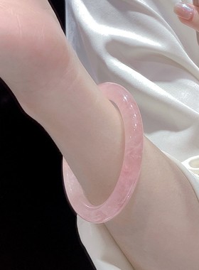 Bluehour粉水晶翡翠玉手镯女年轻款精致玛瑙手镯冰种玉髓镯子