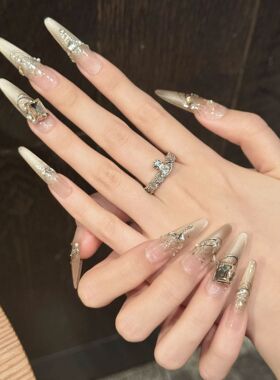 千金美拉德渐变猫眼蝴蝶穿戴甲