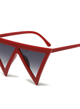 夸张超大倒三角粉色墨镜女时尚网红拍照凹造型走秀搞怪太阳眼镜潮