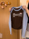 ເສື້ອຍືດແຂນຍາວ raglan ຕົວອັກສອນ Retro ສໍາລັບແມ່ຍິງ
