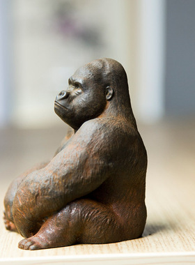 创意仿铸铁铁锈迷你大猩猩动物桌面小摆件书房客厅茶台纯手工艺品