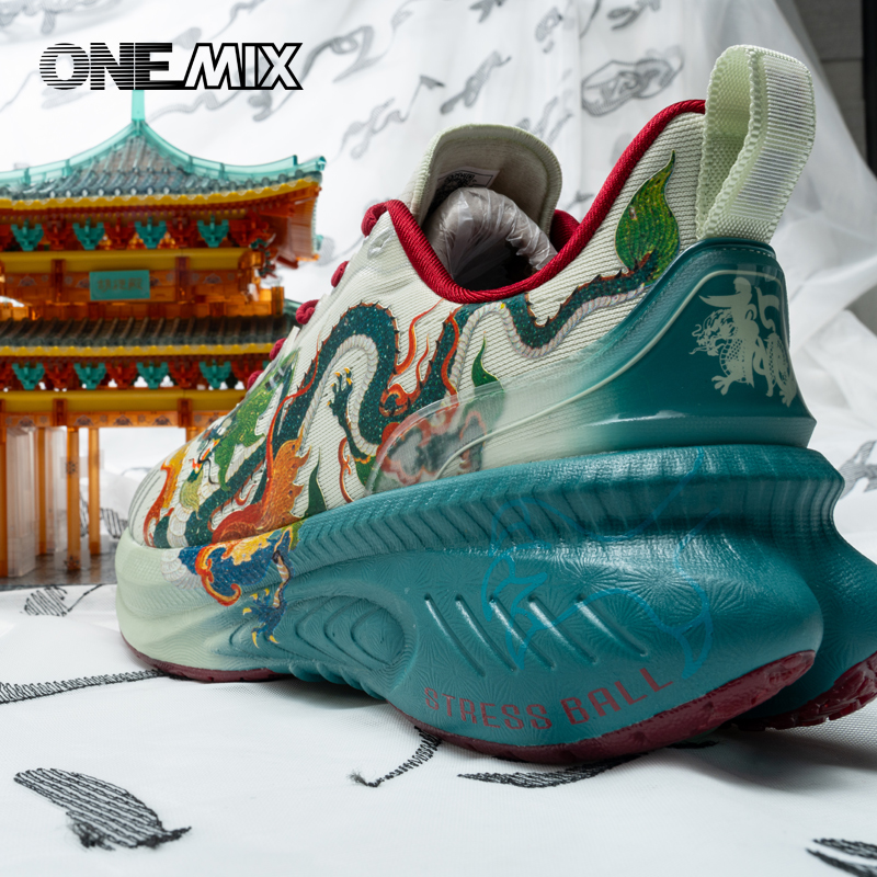 玩觅典藏版跑鞋男士休闲运动鞋减震男鞋官方正品防滑青龙跑步鞋女 - 图3