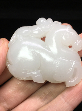 骏马把件白玉天然和田玉