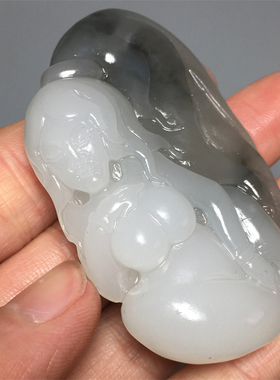 玉美人把玩件和田玉苏工白玉俏色