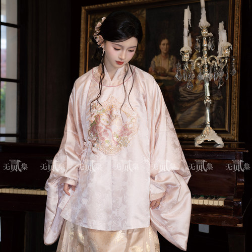 无贰集【金枝软玉】原创明制披肩圆领袄马面裙斗篷秋冬汉服套装 - 图2