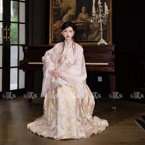 无贰集【金枝软玉】原创明制披肩圆领袄马面裙斗篷秋冬汉服套装 - 图1