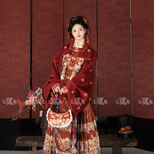 无贰集【马上加福】马年拜年服绣花补服马面裙节日明制汉服新年包 - 图1
