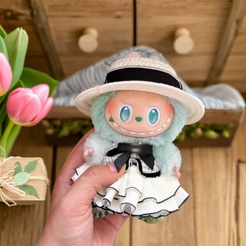 仅售娃衣labubu拉布布前方高能坐坐眼巴巴3代玩偶夏天衣服着替换 - 图0