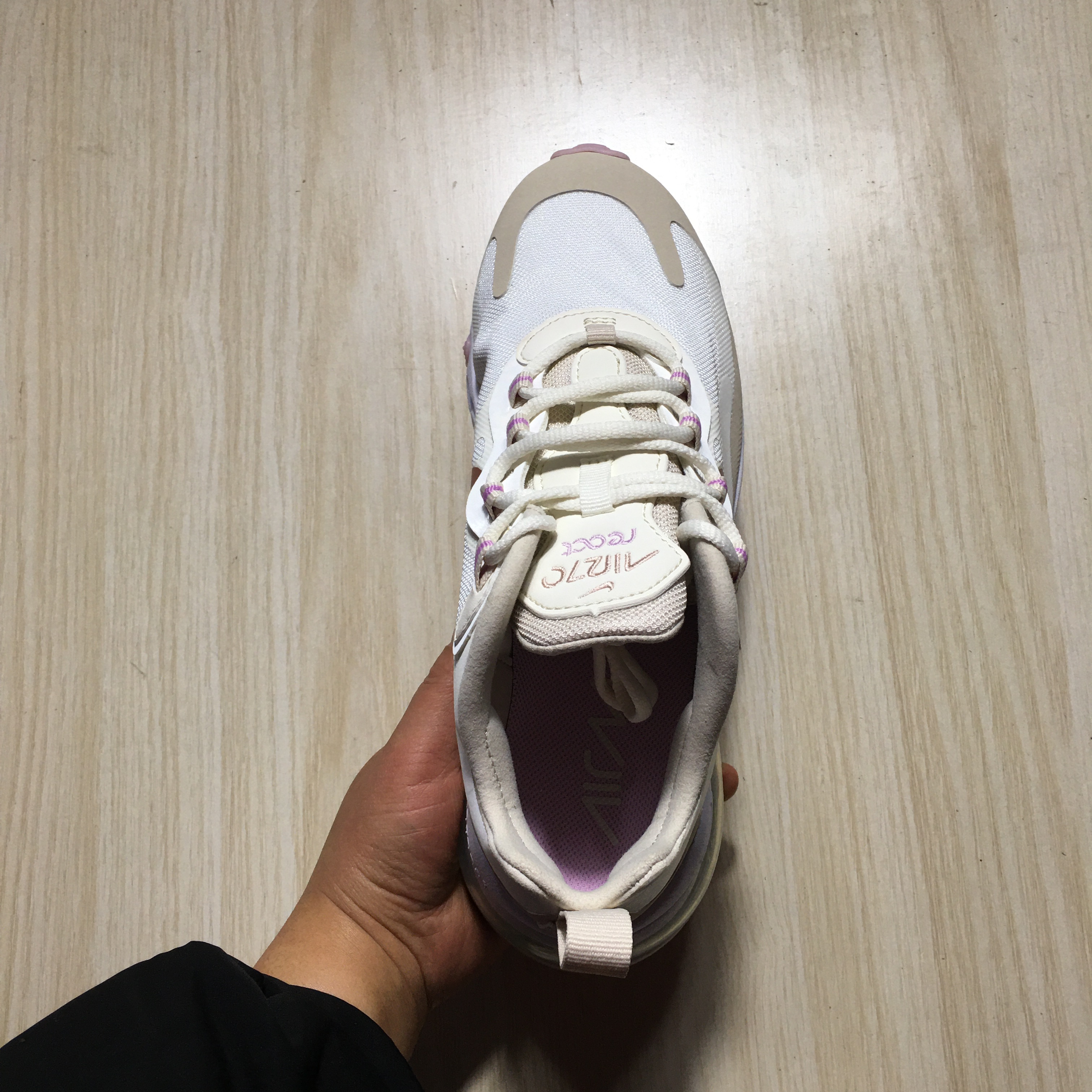 耐克 NIKE AIR MAX 270 REACT女气垫缓震休闲运动跑鞋CU9333-100-图1