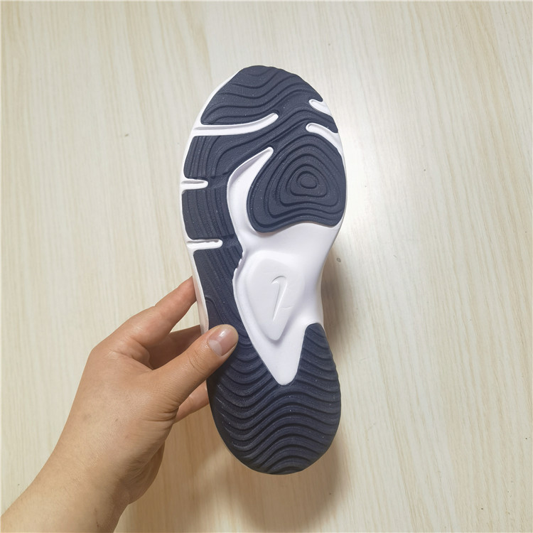 耐克 Nike Legend Essential 3女子舒适透气运动跑鞋 DM1119-601-图2