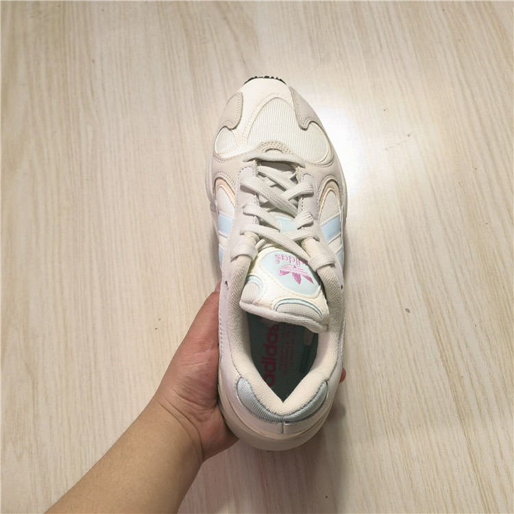 阿迪达斯 Adidas 三叶草 YUNG-1 男子休闲运动经典跑步鞋 CG7118 - 图1