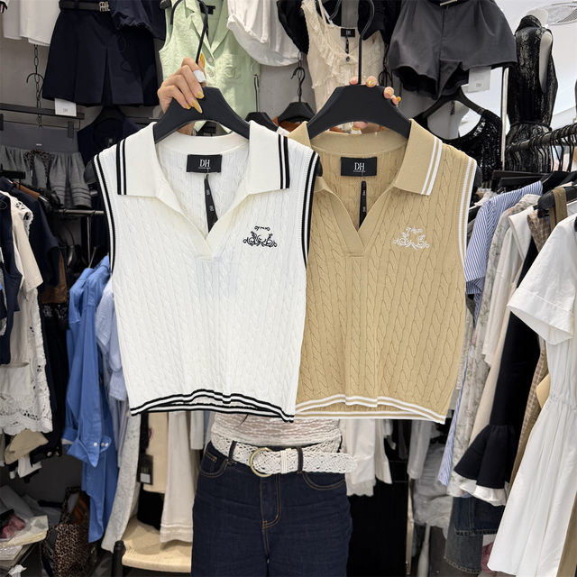 ການອອກແບບ niche embroidered ເທິງ vest vest