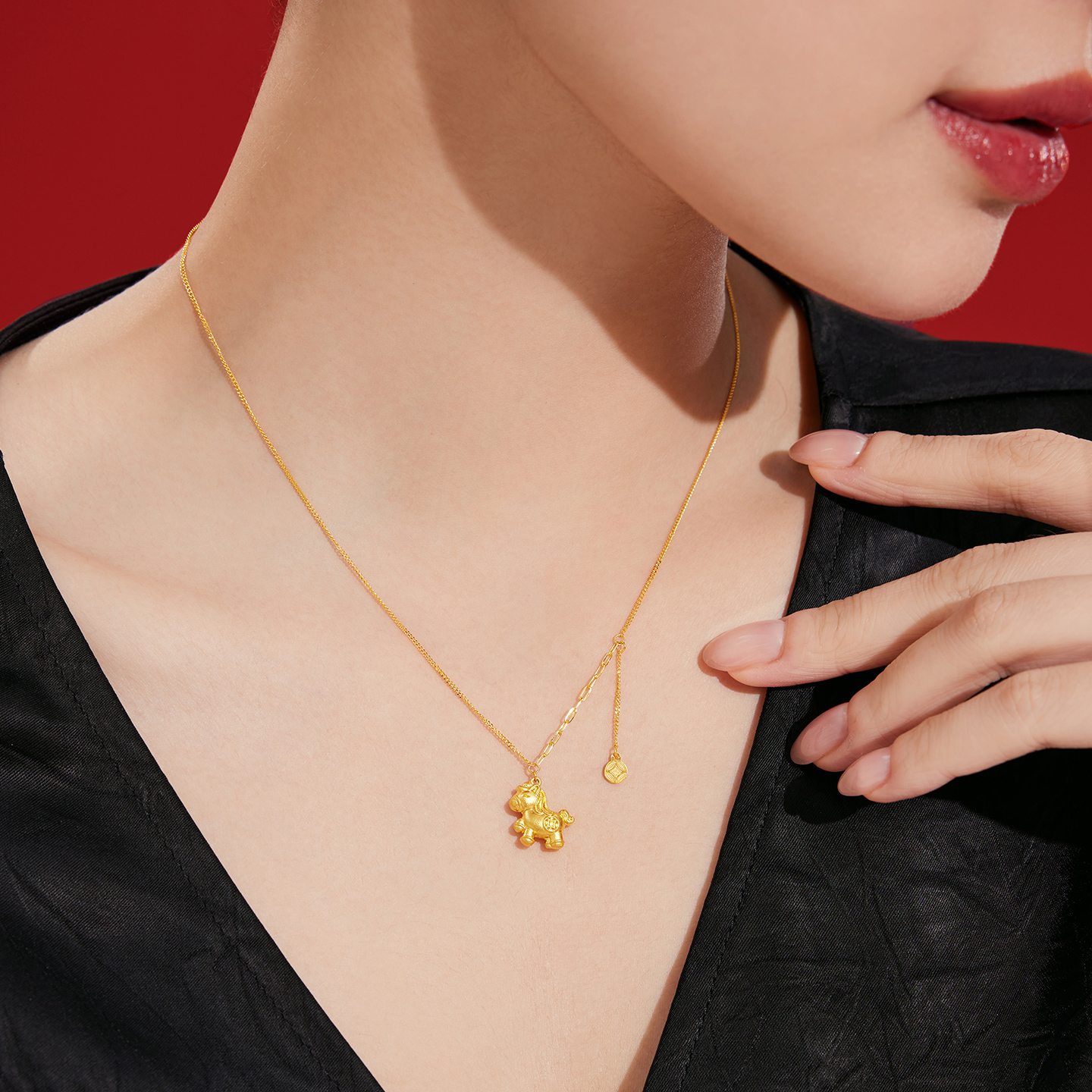 金至尊马上有钱5G黄金项链女新款生肖马足金锁骨链铜钱招财金链子 - 图0