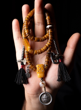 卡杰格朵.一串小小的嘎嘎念珠