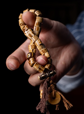 卡杰格朵.一串编绳鹿角手串