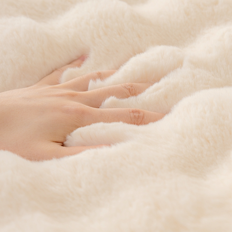 兔毛绒网红沙发盖布巾冬季加厚防滑沙发套罩2022新款防猫抓坐垫毯