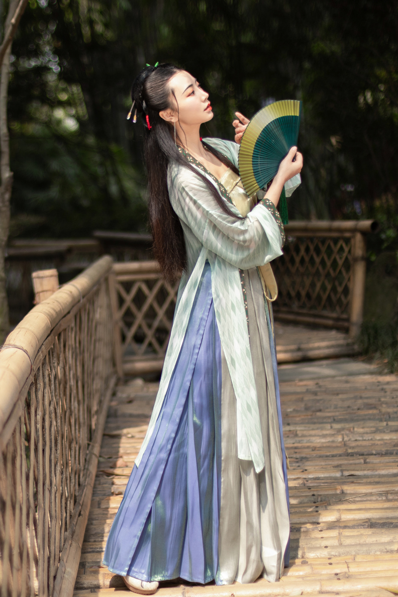 轻汉坊轻汉坊【玉堂春】原创汉服女宋制褙子抹胸一片式褶裙齐腰汉服夏3