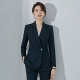 Пиджак классического кроя, осенний лонгслив