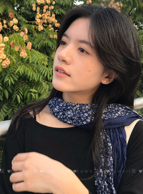 森系复古藏蓝色碎花长条围巾