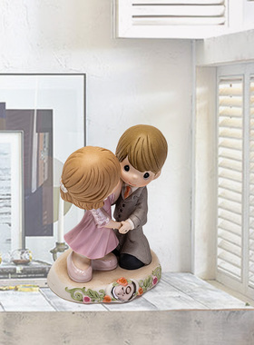 送新人情侣摆件PreciousMoments