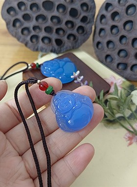 正龙珠宝女玉髓宝蓝项链