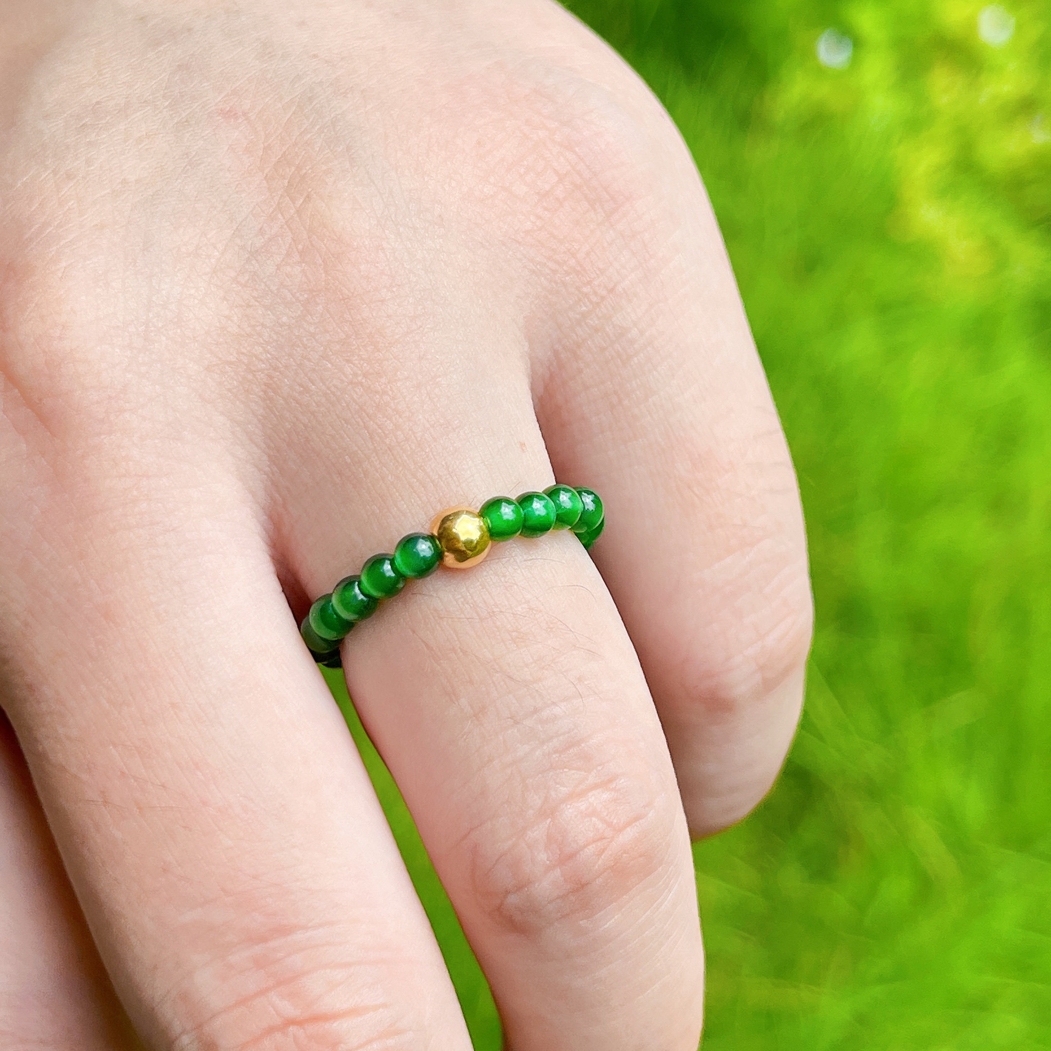 Natural high ice spicy green jadeite millet bead ring 999 pure gold gold women's new Chinese style national style