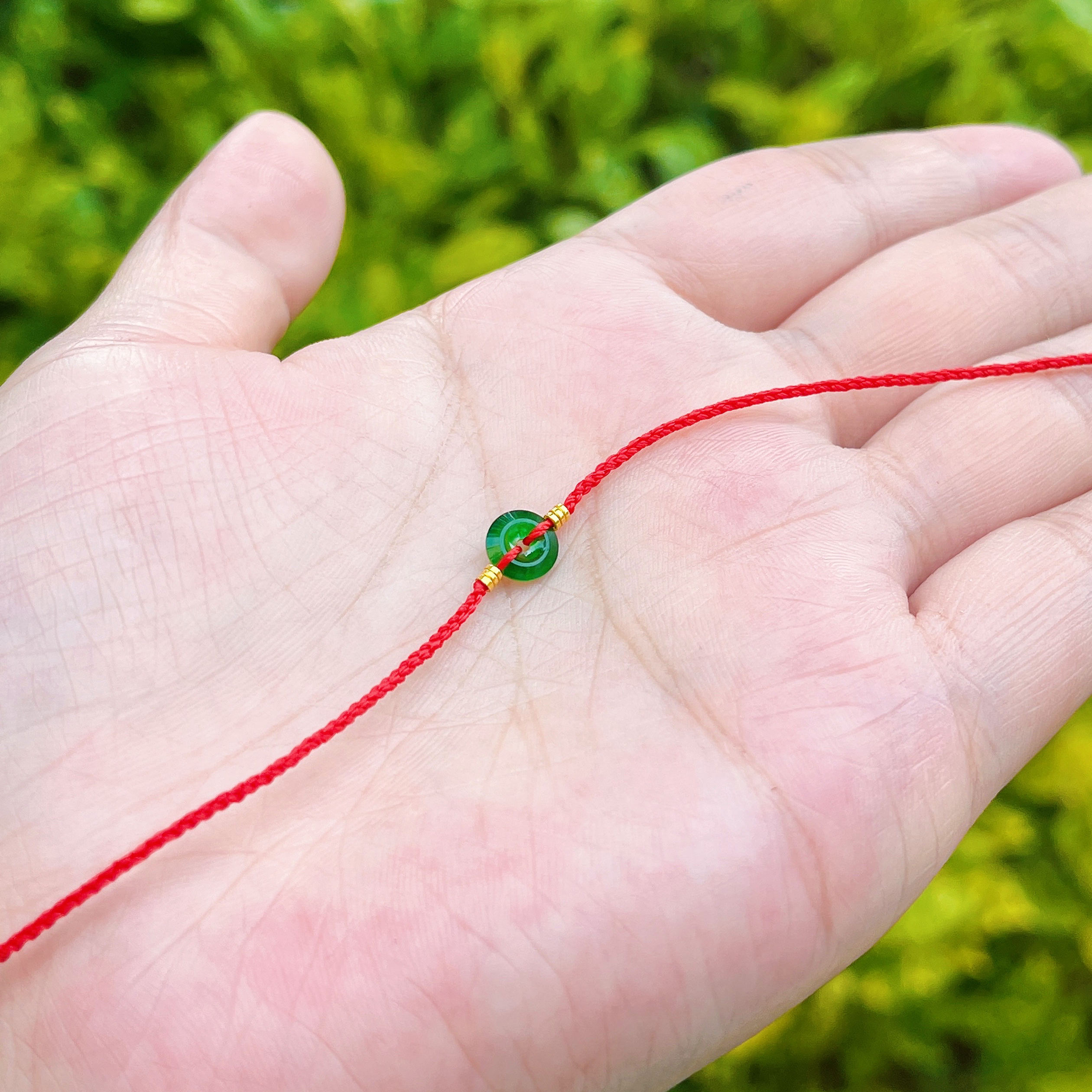 天然辣阳绿色翡翠平安扣手链串女款新中式可叠戴足金红绳礼物定制 - 图3